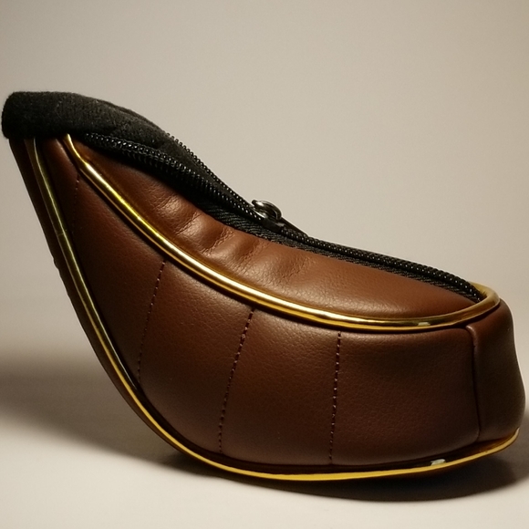 Wazaki 9 Golf Club Hybrid Headcover Brown With Gold Trim Embroidery - Picture 2 of 6